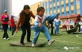 [图]德甲-卡尔连场破门凯恩点射 拜仁2-2战平美因茨