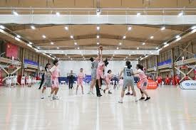 三王节快乐 🫅🏼🫅🏽🫅🏿 🎁你想为球队向梅尔乔尔、加斯帕和巴尔塔萨讨什么礼物？ 来源：每日体育报