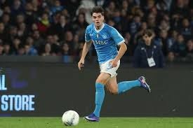 理性讨论伊万算罪人吗？一意孤行踢菱形中场，国足真是这块料？